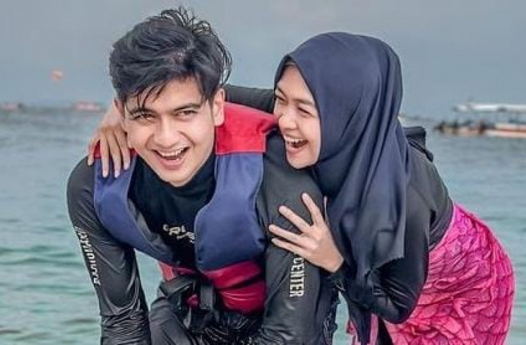 Teuku Ryan dan Ria Ricis [Instagram/@teukuryantr]