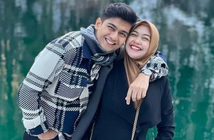 Teuku Ryan dan Ria Ricis [Instagram/@teukuryantr]