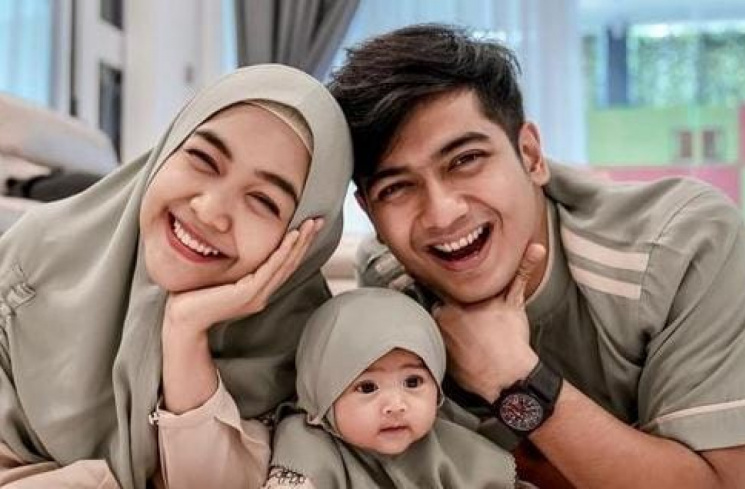 Teuku Ryan bersama Ria Ricis dan Moana [Instagram/@teukuryantr]