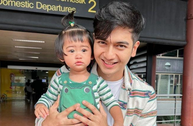 Teuku Ryan bersama Moana [Instagram/@teukuryantr]