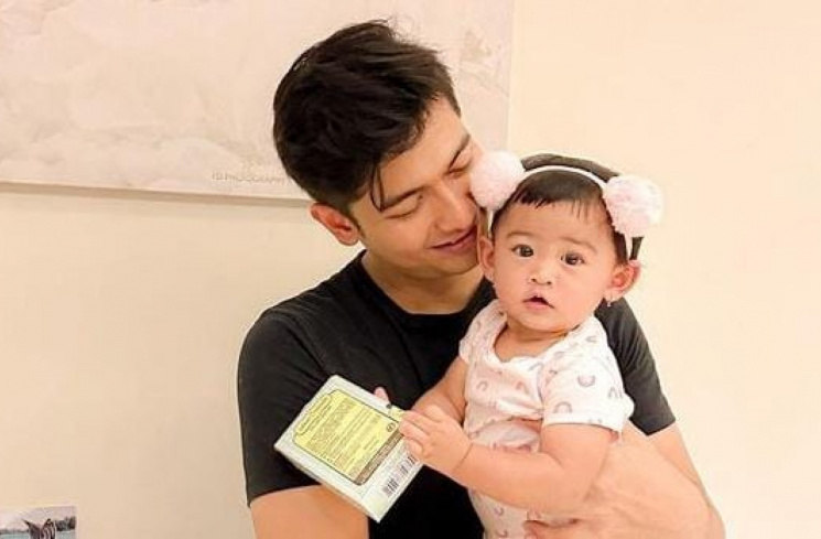 Teuku Ryan bersama Moana [Instagram/@teukuryantr]