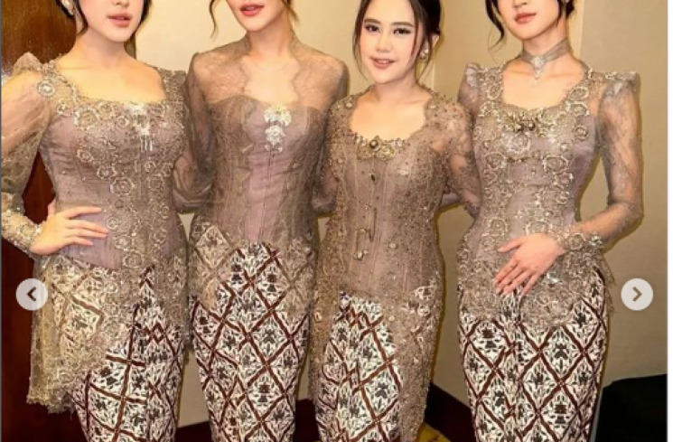Aaliyah dan sejumlah penyanyi jebolan Indonesian Idol menjadi bridesmaid di pernikahan Rizky Febian dan Mahalini Raharja. (Tangkapan layar/ist)