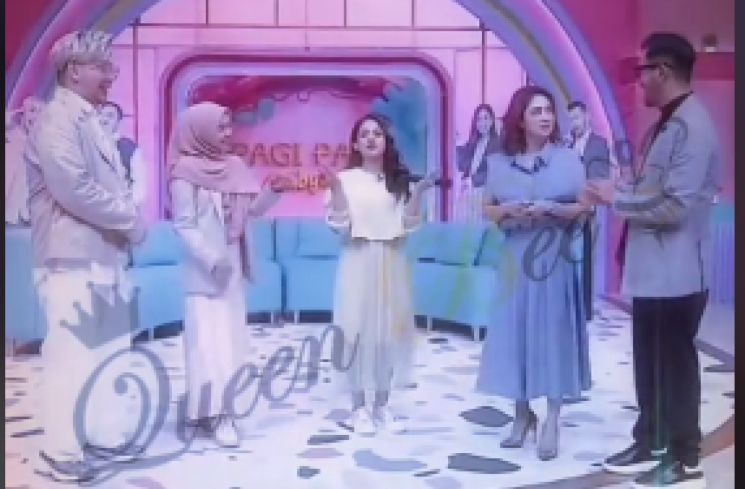 Resmi Menjanda, Aksi Ria Ricis Julid ke Pernikahan Putri Isnari Tuai Hujatan: Ya Allah Mulutnya!. (tangkapan layar/ist)