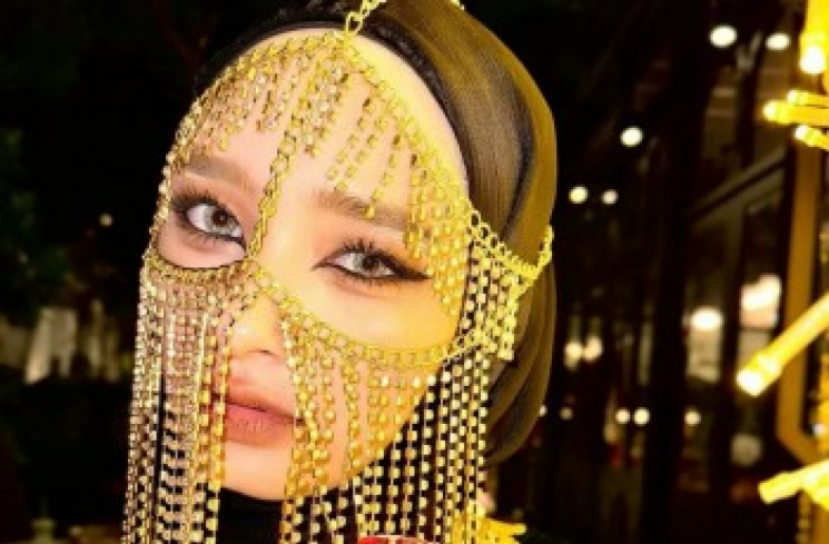 Dandanan Inara Rusli di Ultah Irish Bella (Instagram/@mommy_starla)