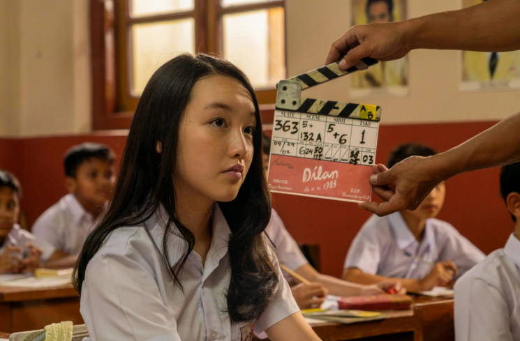 Adegan dalam film Dilan Wo Ai Ni [Falcon Pictures]