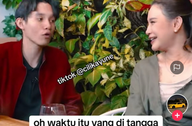 Rossa dan putranya, Rizky Langit Ramadhan. (Tangkapan layar/ist).