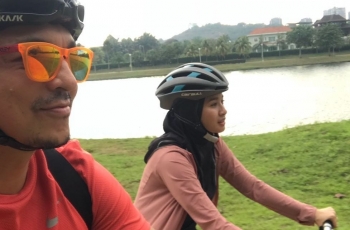 Ouw, Mesranya Laudya Chintya Bella Gowes Bareng Suami