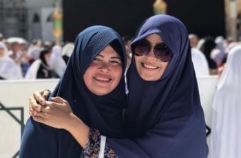 Bukan Cuma Tantri Kotak, Inilah 4 Lady Rocker yang Memutuskan Berhijab