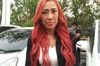5 Kontroversi Panas Dewi Sanca, dari Papap hingga Payudara