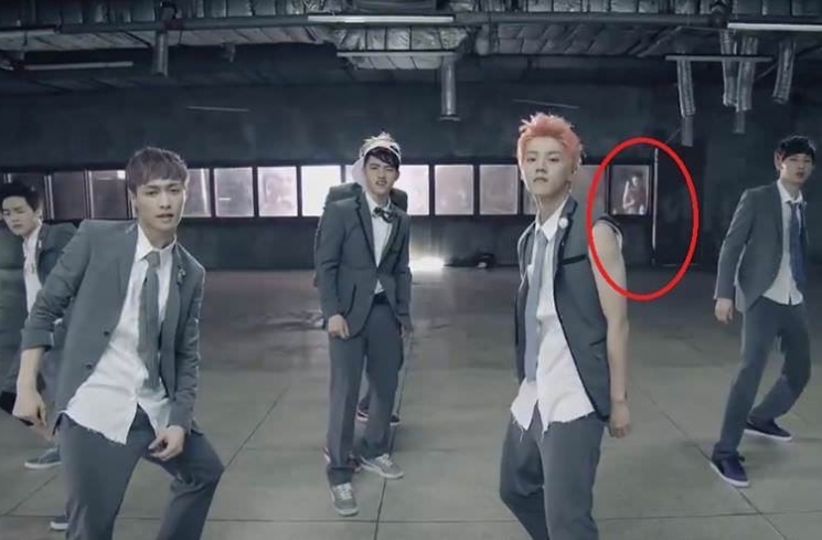 EXO/koreaboo