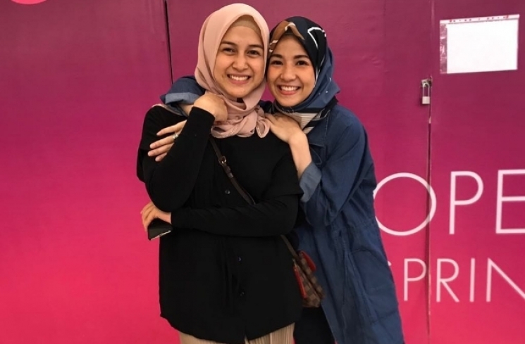 Natasha Rizky dan Nina Zatulini