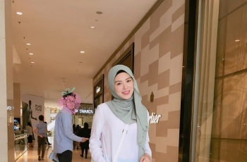Cerita Ayana Moon Bimbing Adik Jadi Mualaf, Bikin Adem
