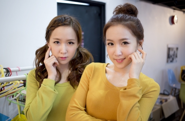 Heo Min Ji dan Heo Min Seon 