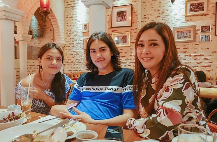 Marsha Aruan, El Rumi dan Maia Estianty