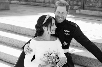 Meghan Markle Tampil Stunning saat Pesta Kebun Pangeran Charles