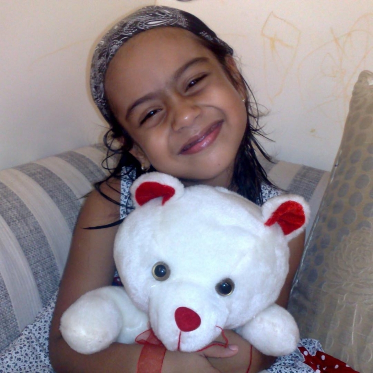 Putri Kajol saat kecil