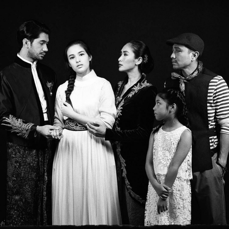 Teater Bunga Penutup Abad