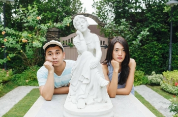 Terlepas dari Tingkah Konyolnya, Raditya Dika Romantis Juga