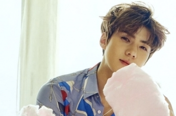 Deretan Idol K-Pop Ini Saling Kirim Hadiah Mahal