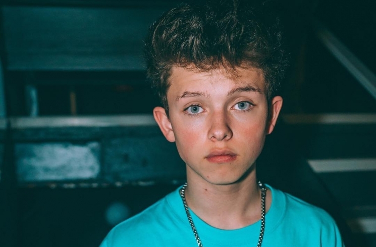 5 Potret Jacob Sartorius, Pacarnya Millie Bobby Brown