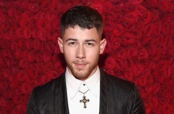 Deretan Mantan Pacar Nick Jonas Yang Usianya Lebih Tua