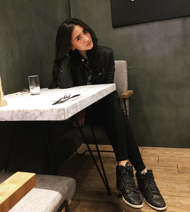 Nadya Arina