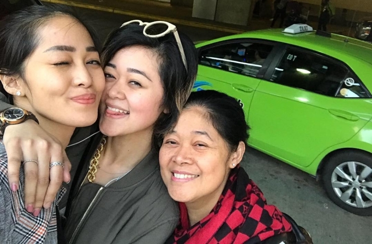 Gracia Indri dan Gisela Cindy