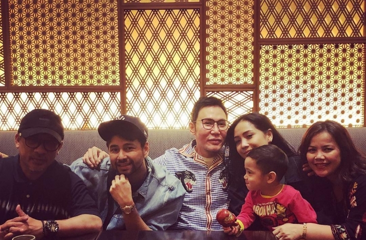 Isu raffi ahmad dipecat pesbukers