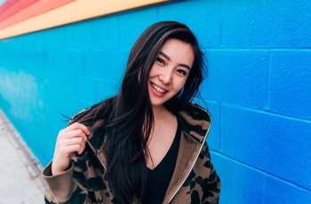 Batal Nikah dengan Boy William, Karen Vendela Gandeng Pacar Baru Bikin Artis Kepo