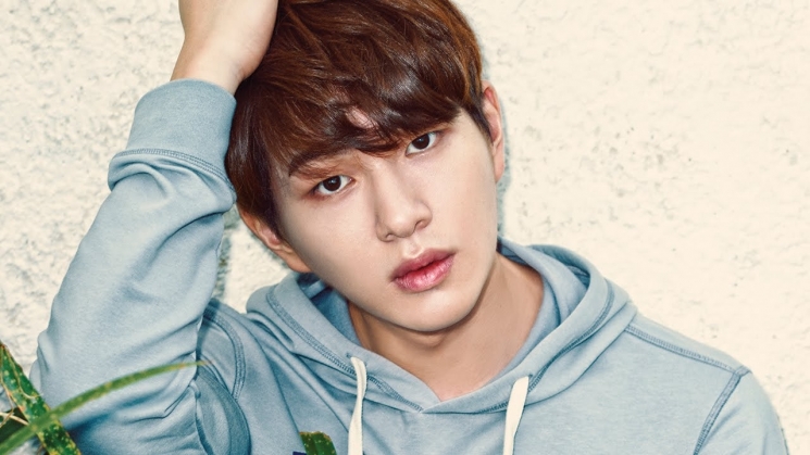 Onew SHINee