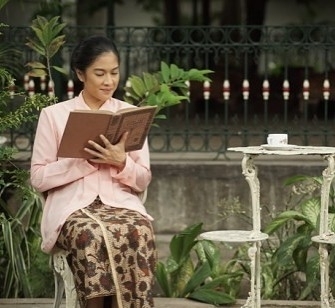 Dian Sastro
