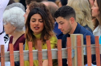 Priyanka Chopra Menghadiri Pernikahan Sepupu Nick Jonas, Resmi Pacaran?