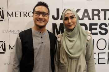 Duh Adem, 8 Pasangan Selebriti Ini Hijrah Bareng