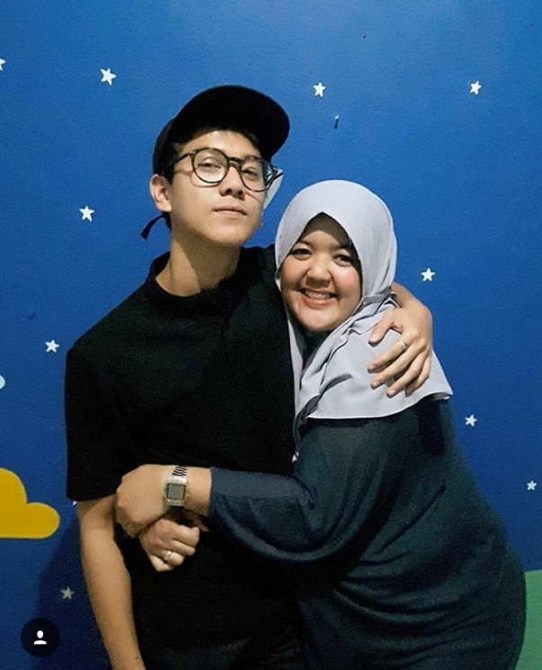 Iqbaal fans