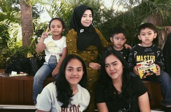 Duh Cantiknya Dewi Nurmania Putri Muzdalifah, Pesonanya Bikin Cowok Melek