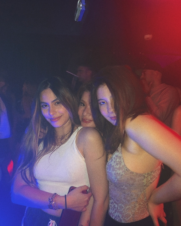 Shaloom Razade dan Valerie Thomas/Instagram @sharazaaa