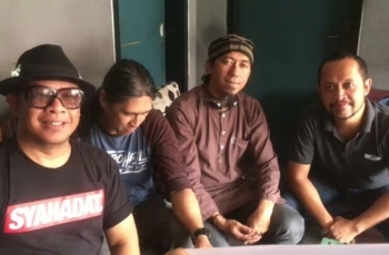 Salut, 5 Musisi Pop - Rock Tanah Air Ini Mantap Berhijrah