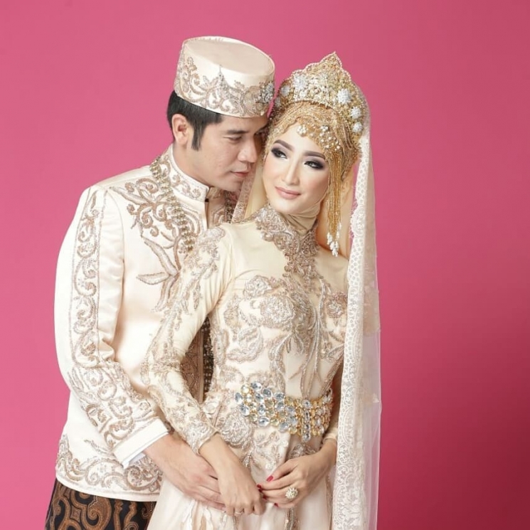 Ricky Perdana dan Chacha Thakya