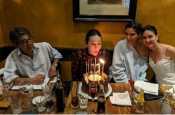 Yuk Intip 7 Potret Serunya Ultah Karisma Kapoor di London