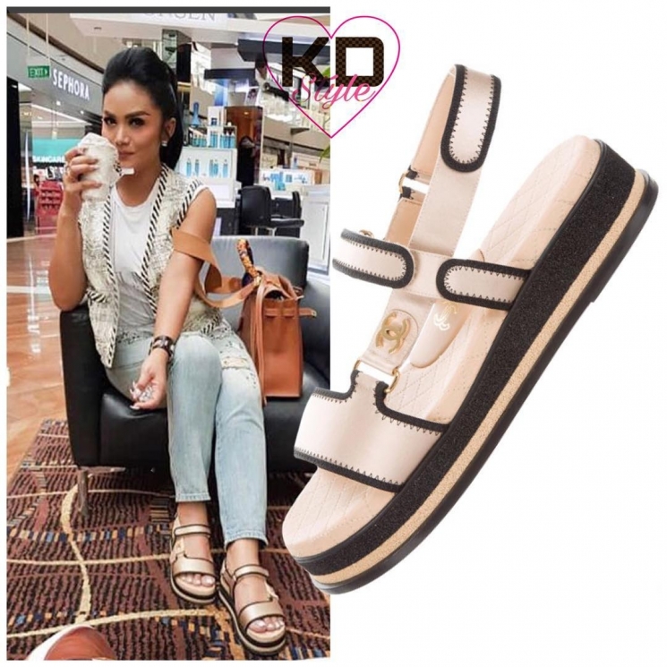 Sandal Krisdayanti/ Instagram @krisdayanti_style