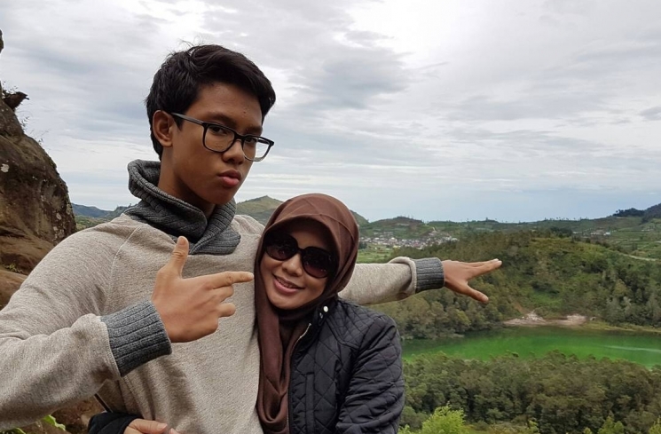 Alam Ganjar dan Siti Atiqoh 