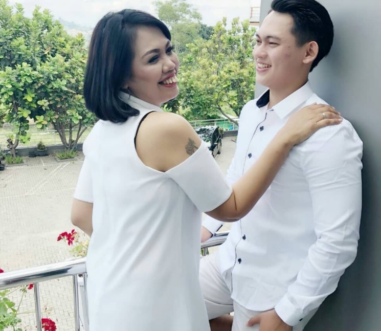 Elly Sugigi dan Irfan Sebastian