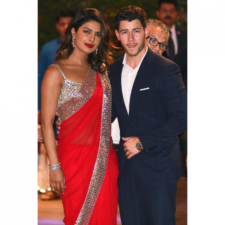 Priyanka Chopra dan Nick Jonas from Instagram @bollywood