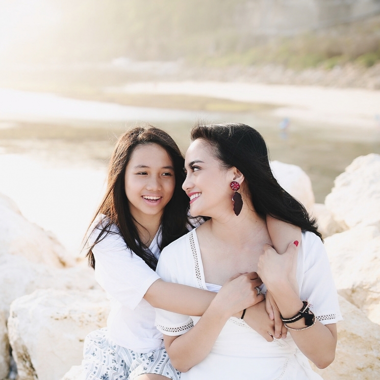 Ririn Ekawati dan Jasmine 