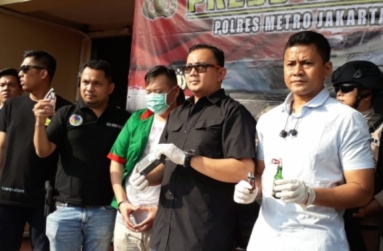 Artis Reza Bukan saat gelar perkara di Polres Jakarta Barat / Suara.com