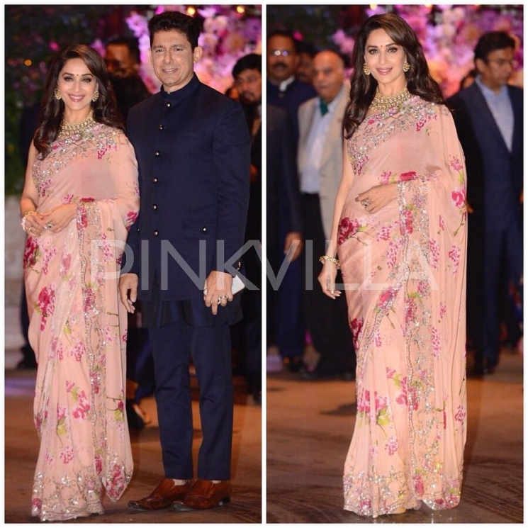 Madhuri Dixit di pesta pertunangan akbar from Instagram @pinkvilla