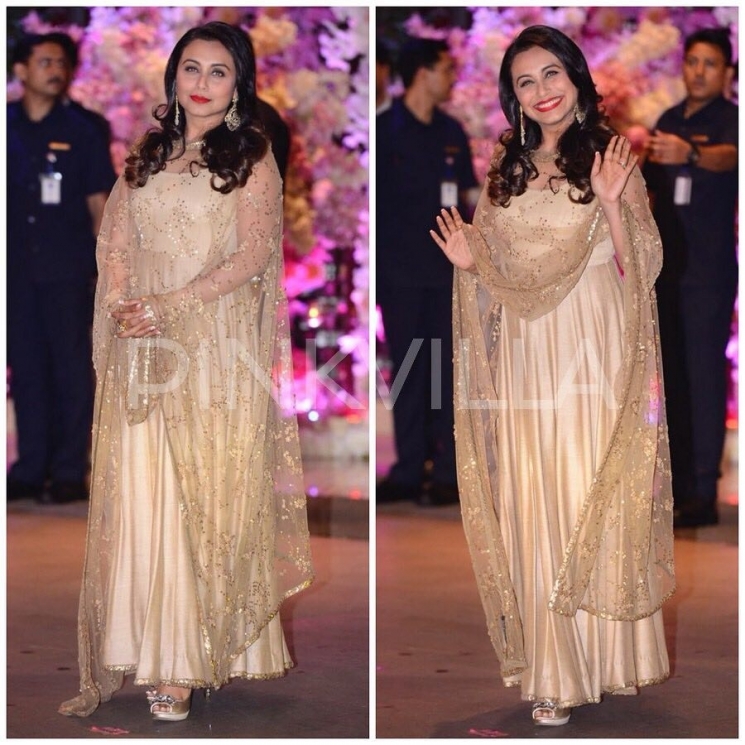 Rani Mukerji di pesta pertunangan akbar from Instagram @pinkvilla