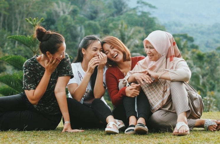 Citra Kirana dan ketiga saudara perempuannya.