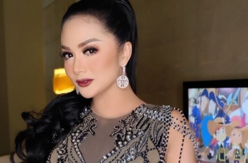 Ikut Terkena Demam 'Lagi Syantik', Lihat Penampilan Krisdayanti