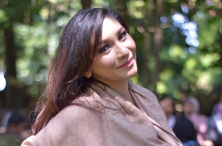Baby Margaretha jalani maternity shoot.